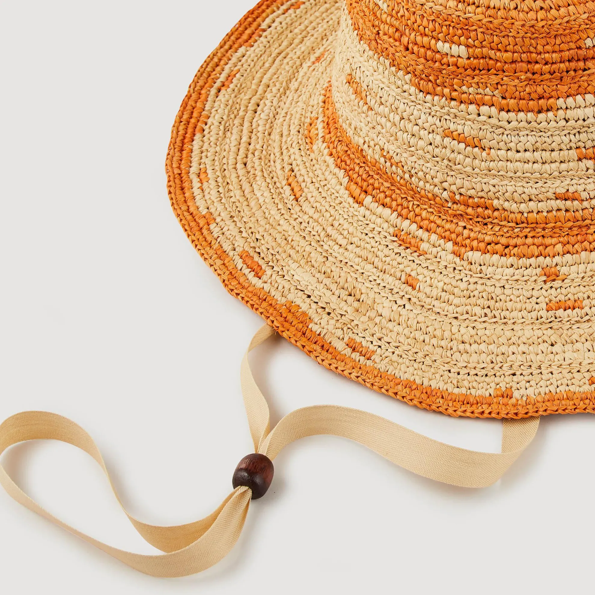 Hoed Van Raffia