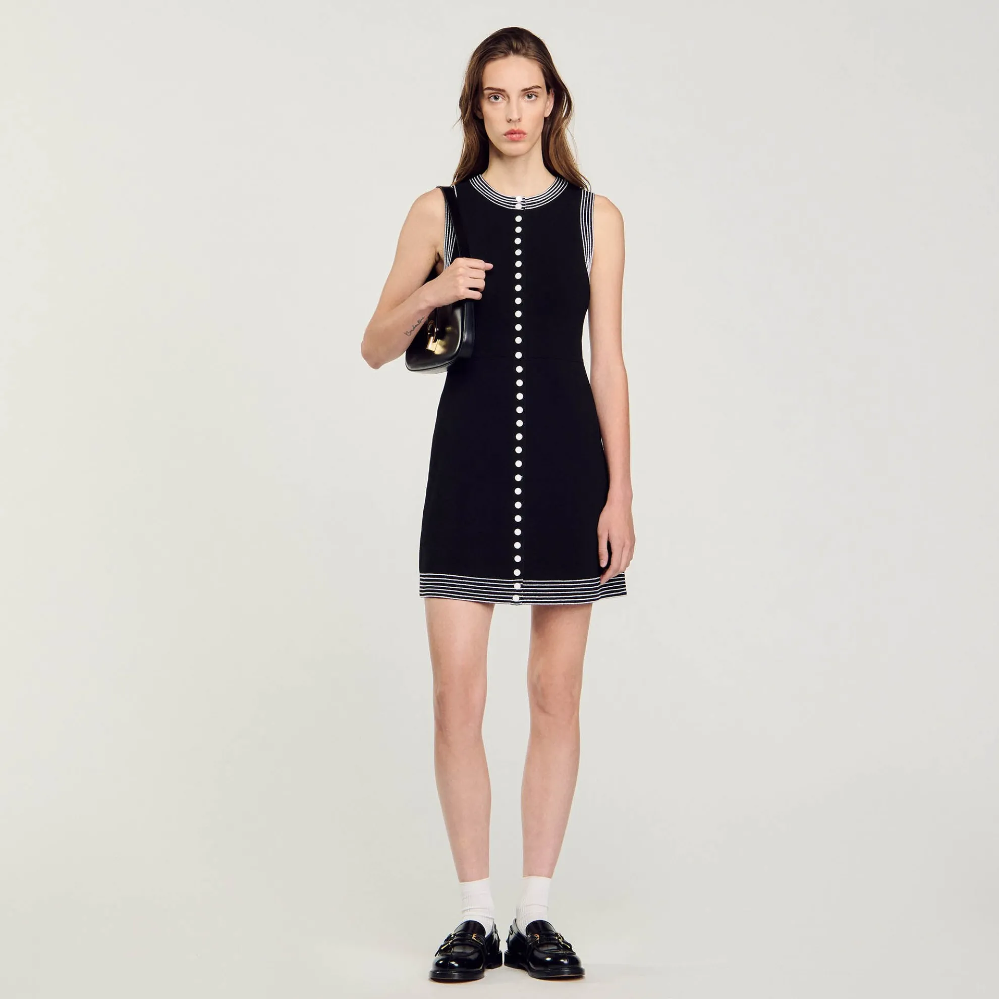 Korte Jurk Met Knoopsluiting