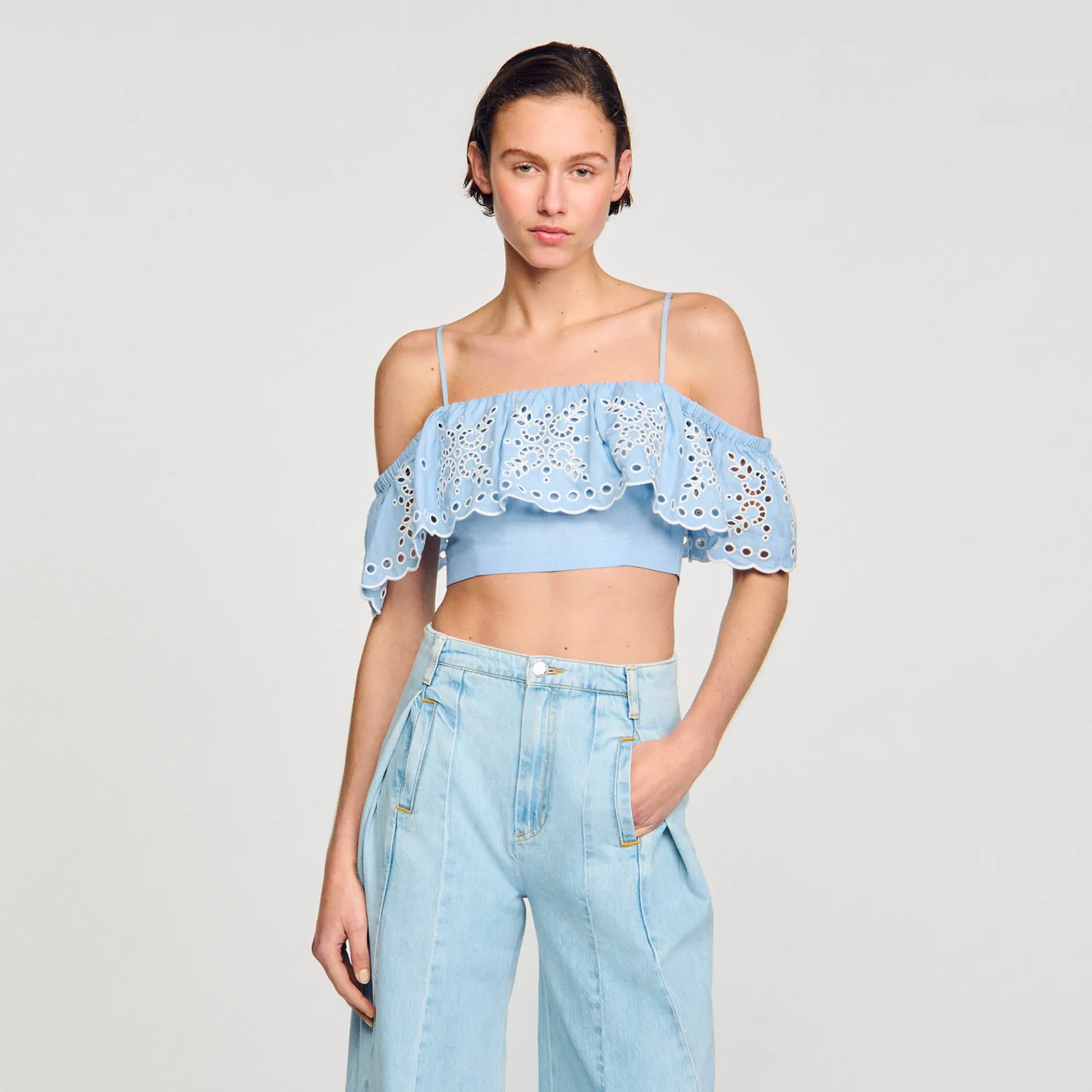 Korte Top Met Volants