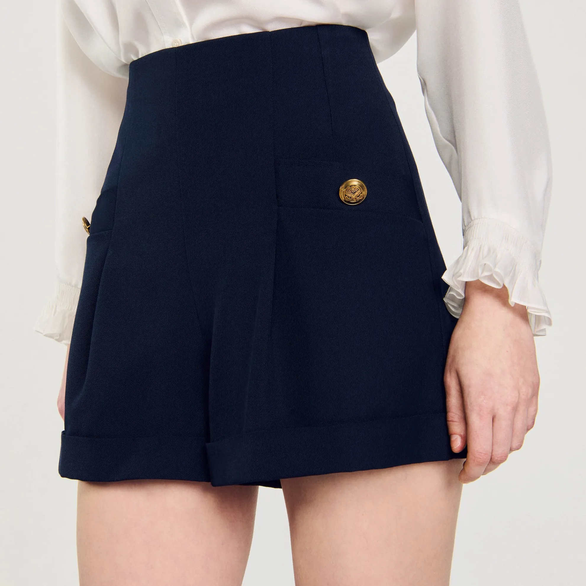 Short Met Omslag