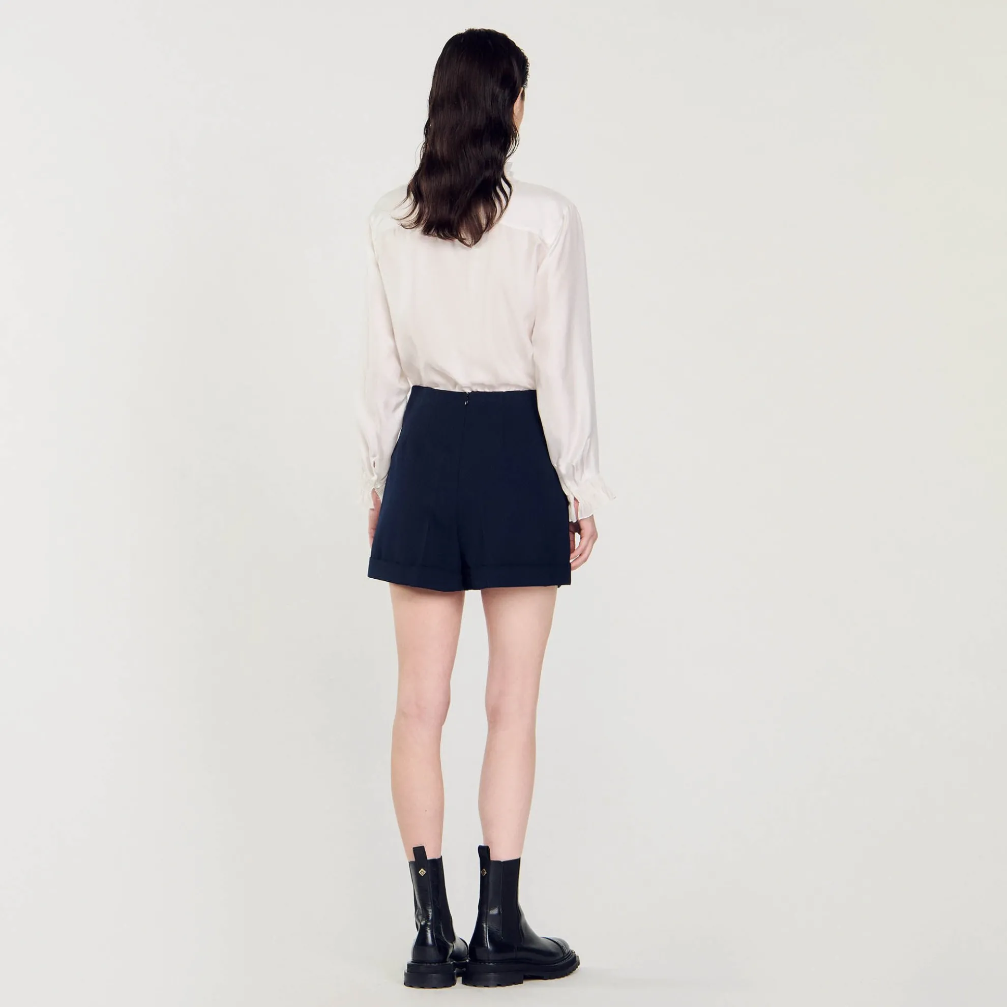 Short Met Omslag